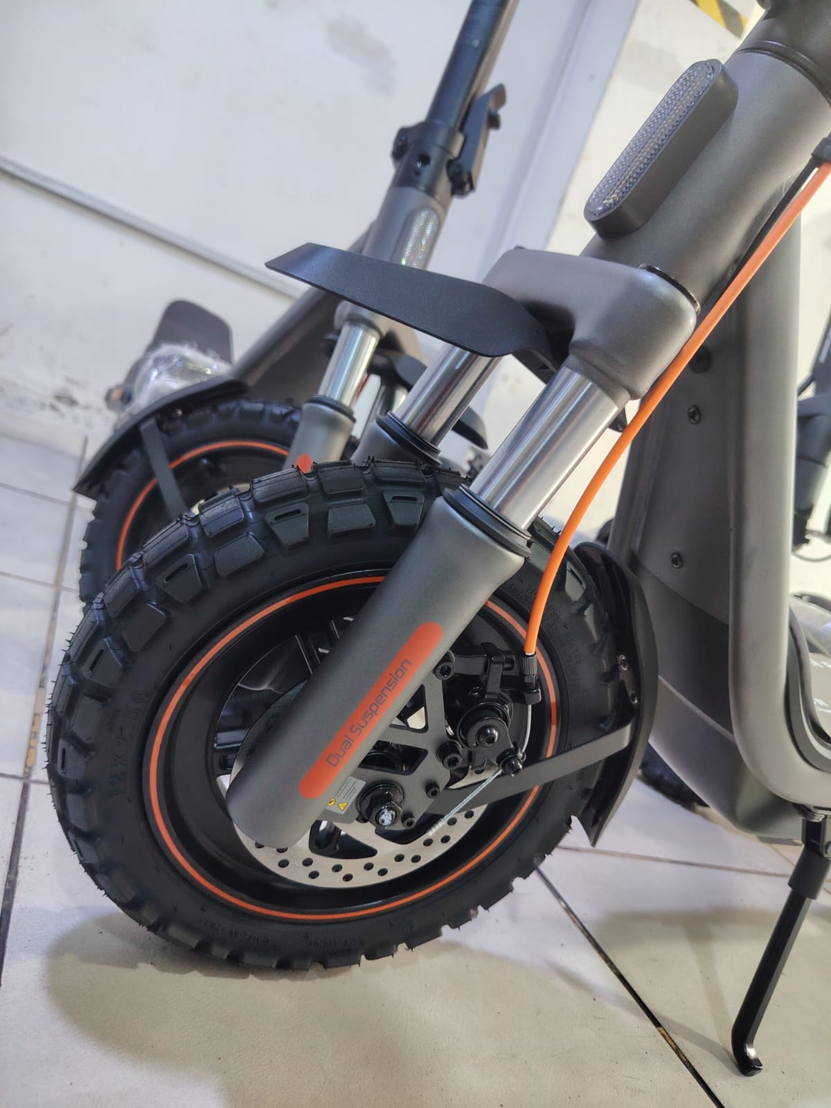 SCOOTER ELÉCTRICO XIAOMI 6 PRO - ARO 12 - Imagen 2