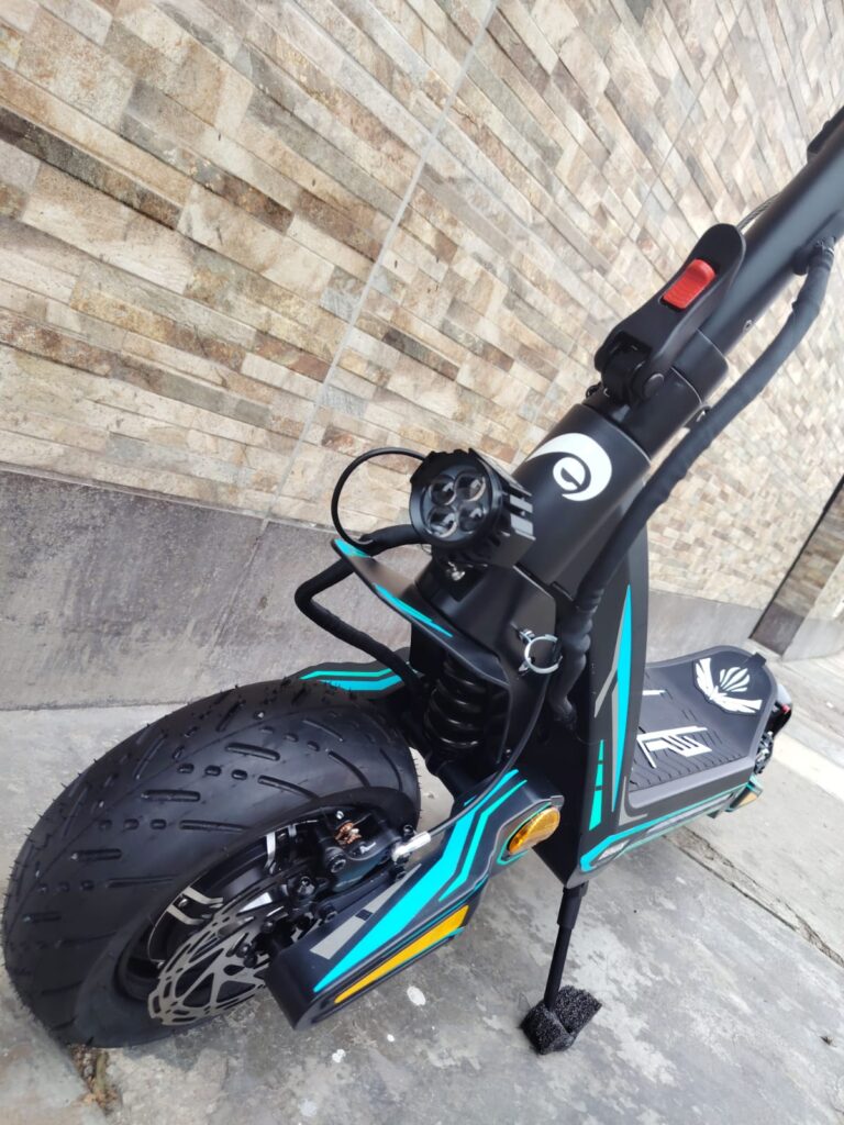 DriveTron DT06